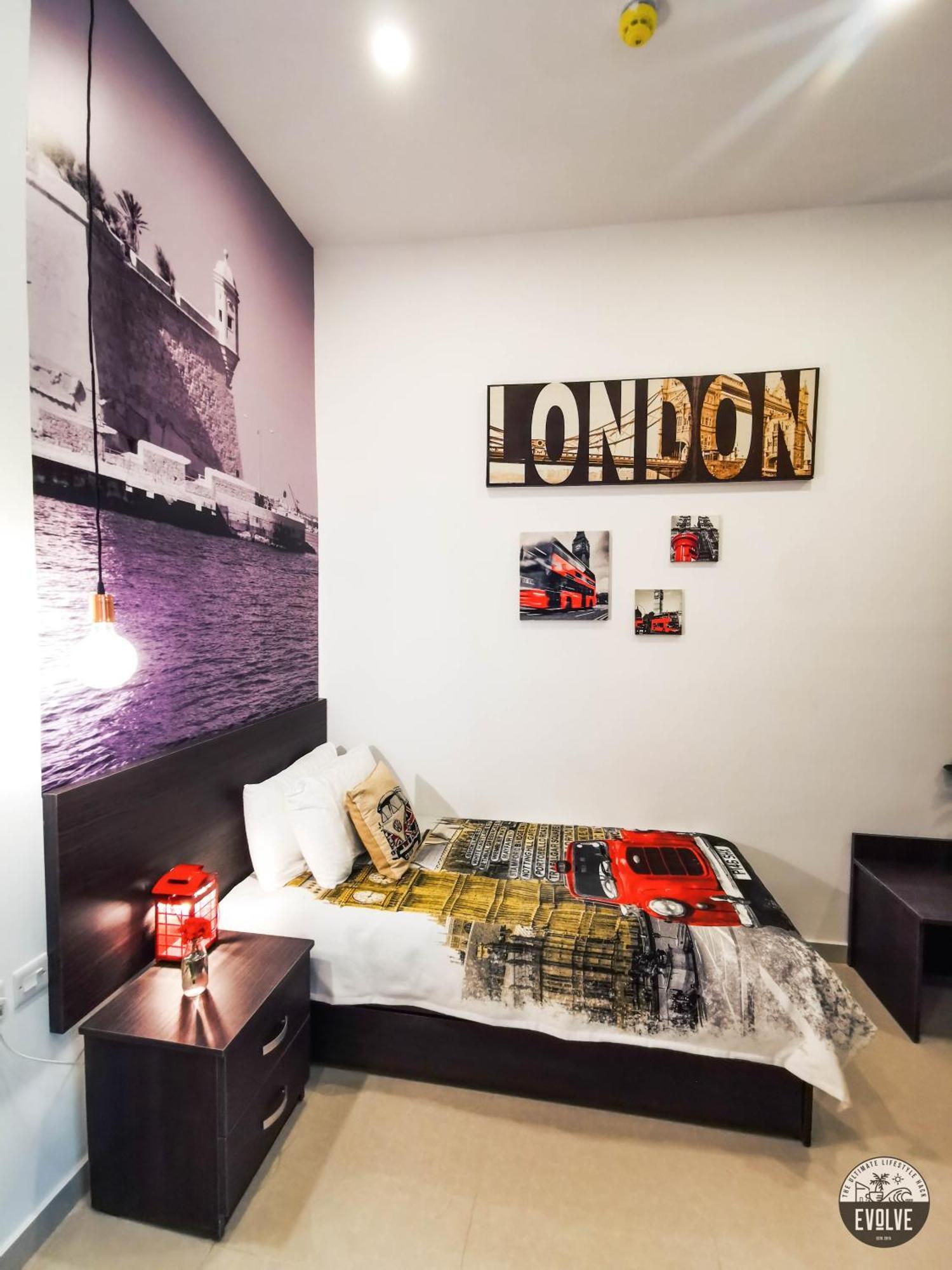 Evolve Coliving Guesthouse สลีมา ห้อง รูปภาพ
